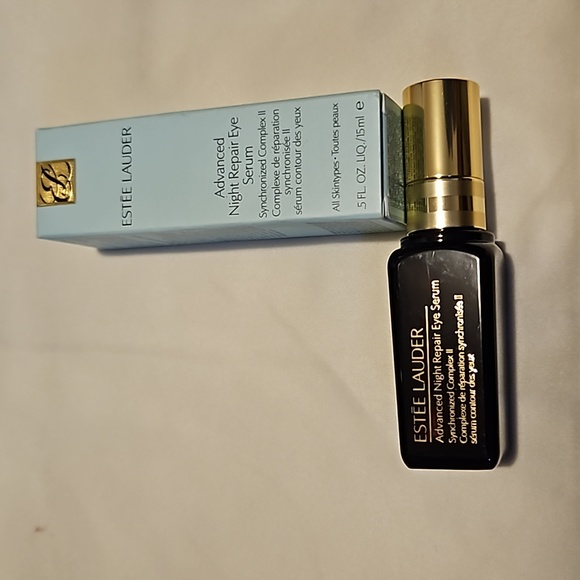 Estee Lauder Advanced Night Repair Eye Serum with Synchronized Complex II, 0.5 O - Picture 4 of 4